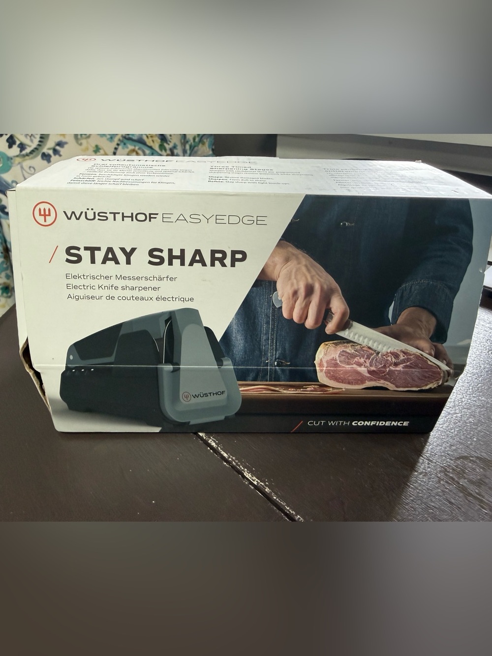 Wusthof EasyEdge Electric Knife Sharpener in Black and Gray